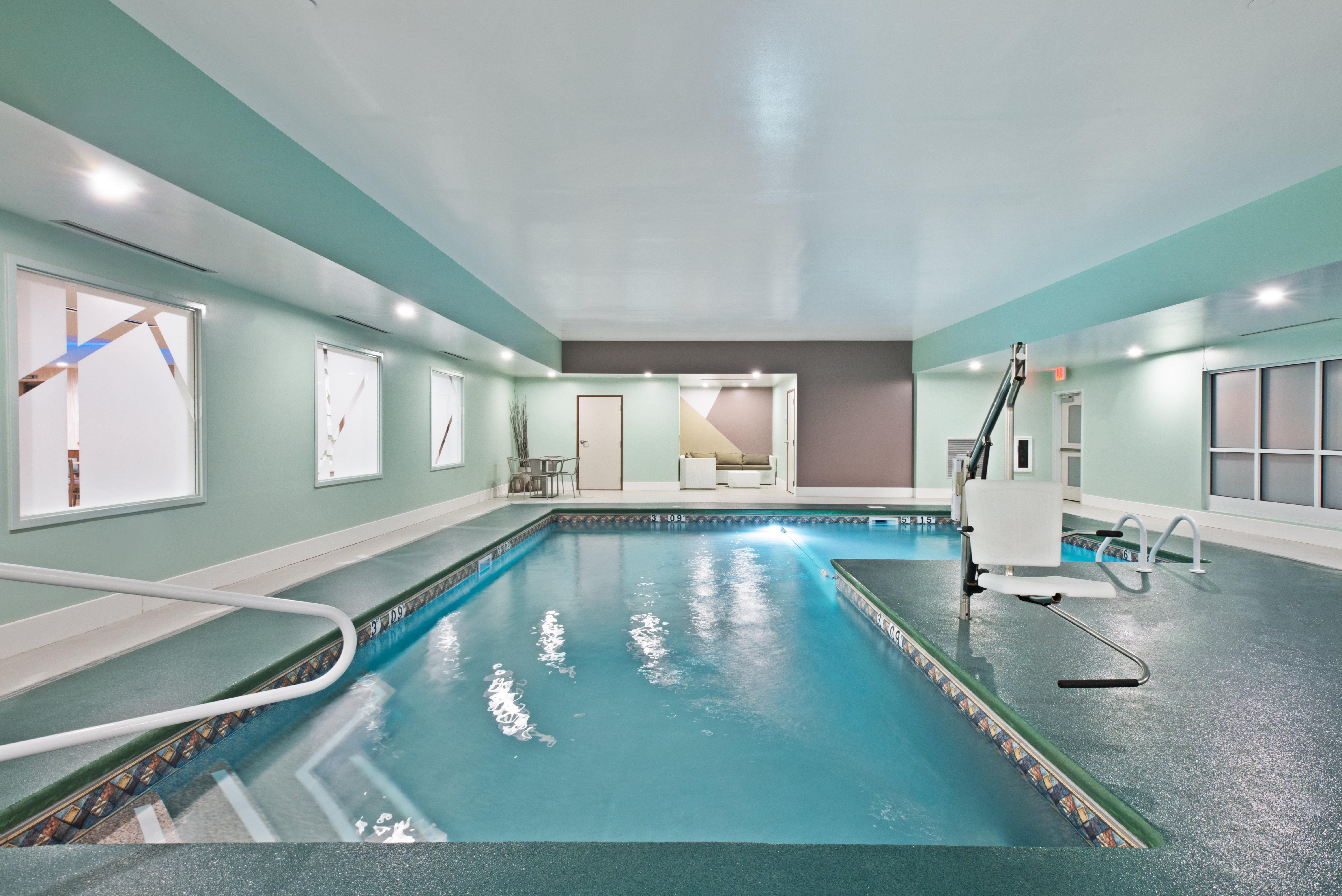 Holiday Inn Express & Suites New Cumberland By Ihg Esterno foto