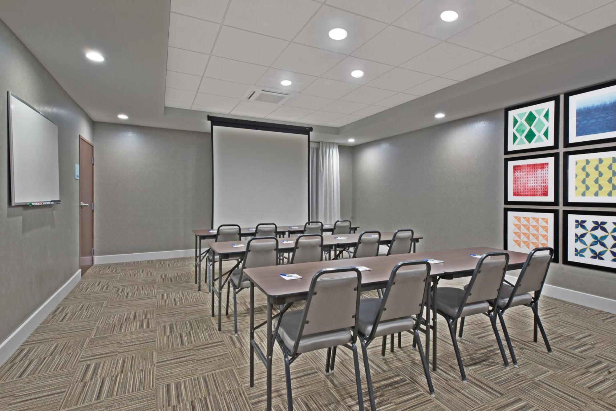 Holiday Inn Express & Suites New Cumberland By Ihg Esterno foto