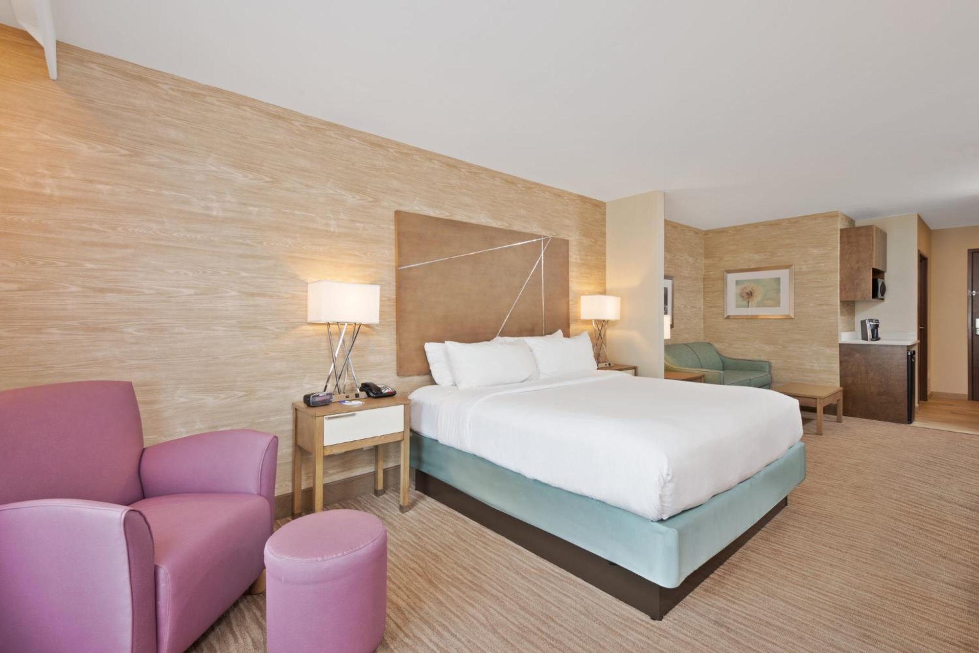 Holiday Inn Express & Suites New Cumberland By Ihg Esterno foto